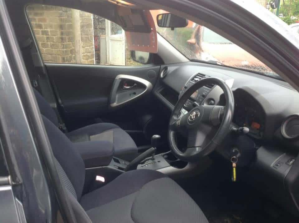 Toyota Rav 4 2L Petrol 5dr YG07HFV #4