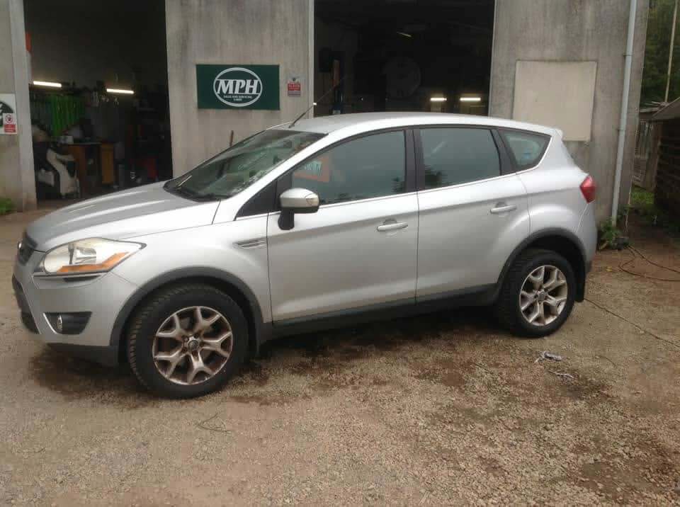Ford Kuga 2L Diesel 5dr Silver #3