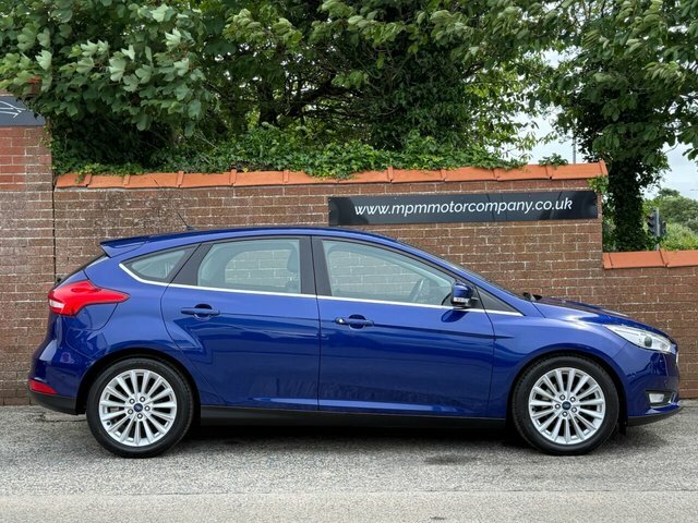 Ford Focus 1.0T Ecoboost Titanium X Hatchback Manu Blue #3