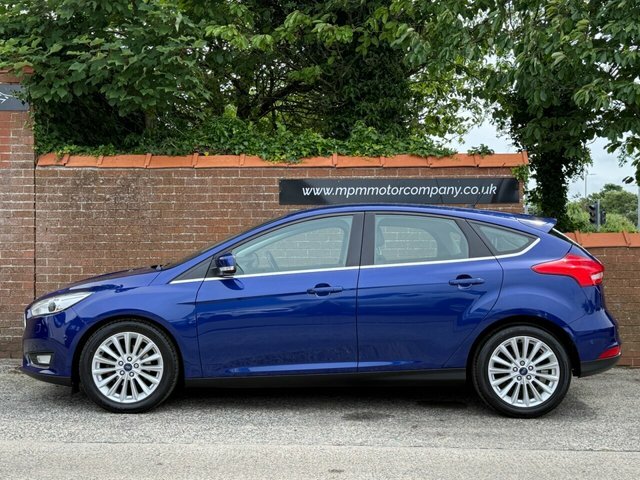 Ford Focus 1.0T Ecoboost Titanium X Hatchback Manu Blue #4