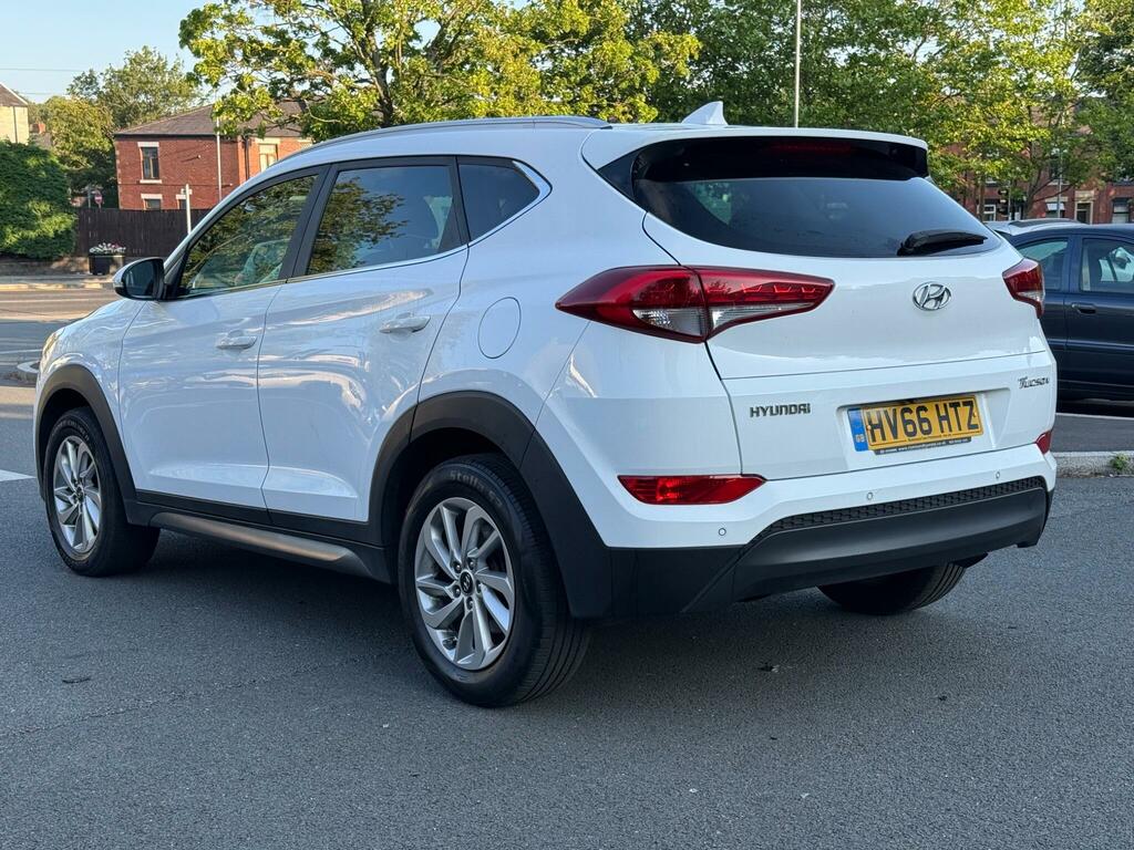 Hyundai Tucson 1.7 Crdi Blue Drive Premium Euro 6 S S White #5
