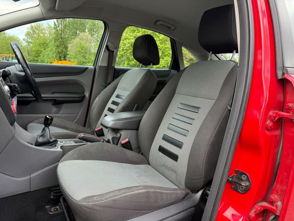 Ford Focus 1.6 Tdci Dpf Zetec Silver #14