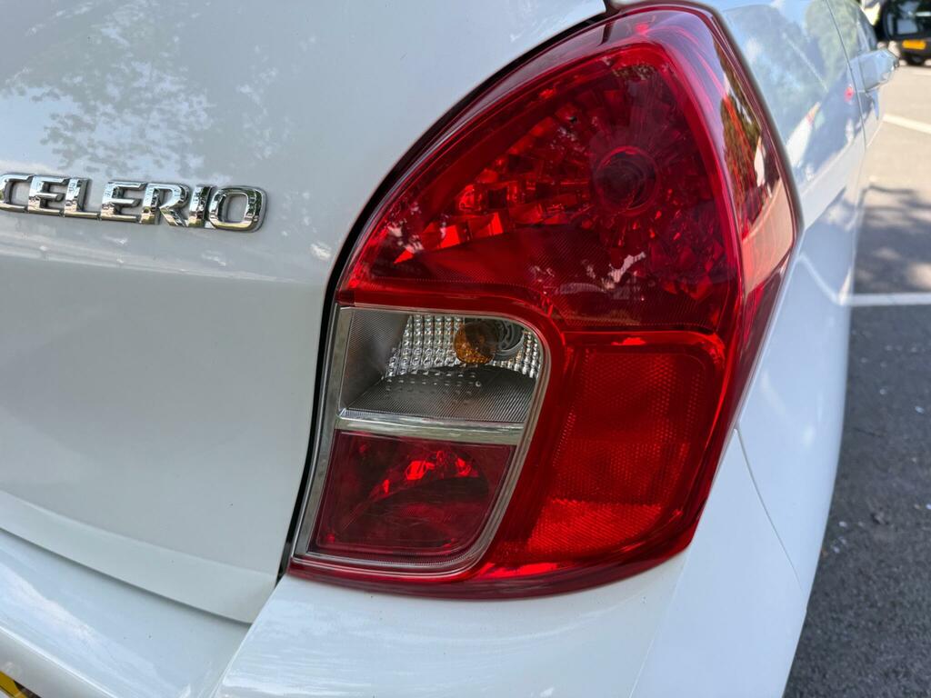 Suzuki Celerio Hatchback 1.0 Sz2 Euro 6 201565 Silver #28