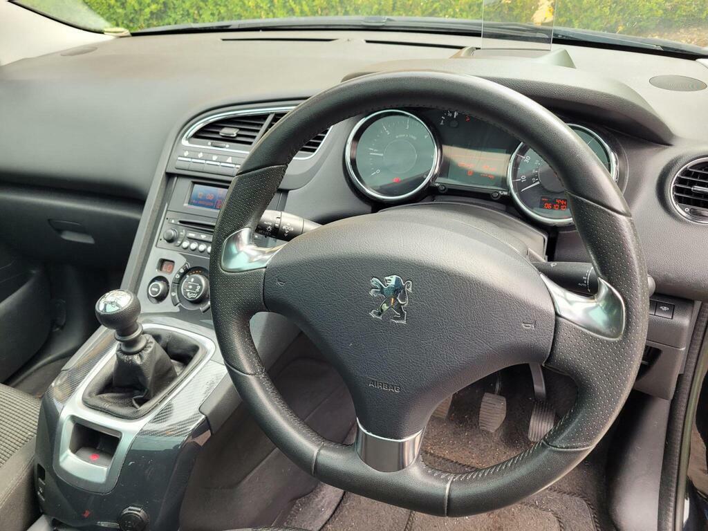 Peugeot 5008 Active Grey #59