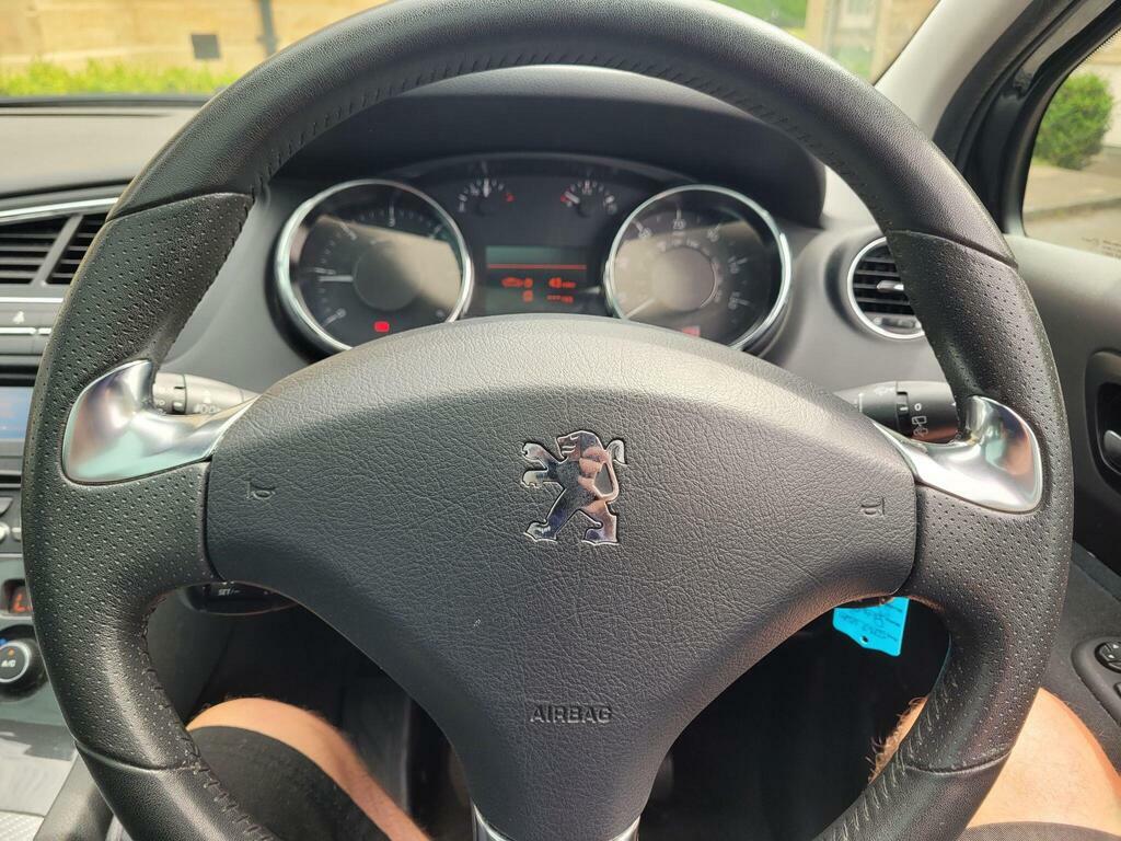 Peugeot 5008 Active Grey #58