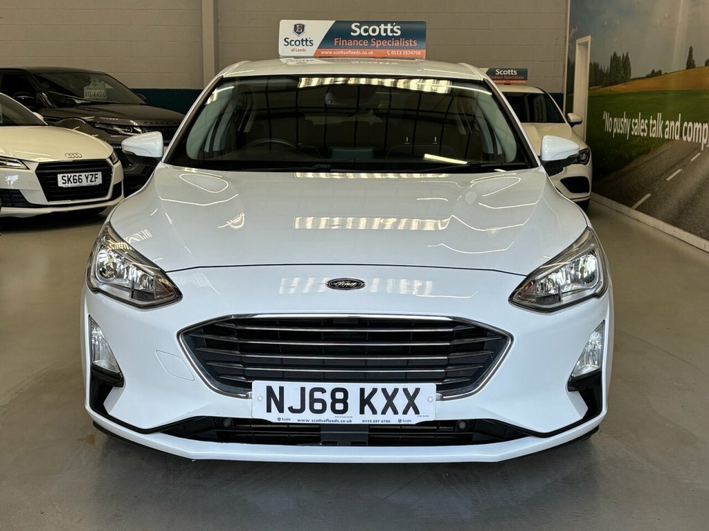 Ford Focus 1L Titanium NJ68KXX White #2