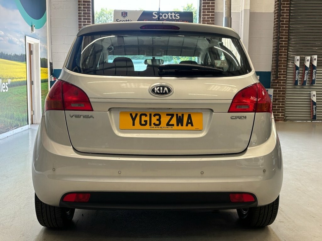 Kia Venga 1.4L 2 Silver #6