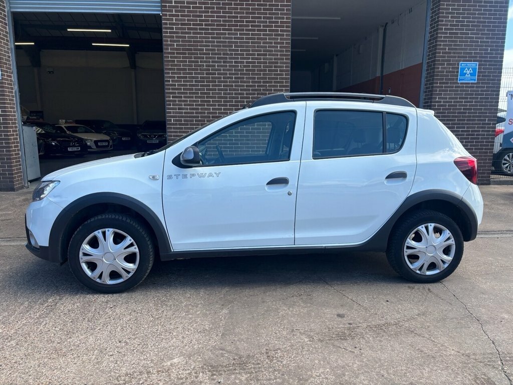 Dacia Sandero Stepway 0.9L Ambiance White #4