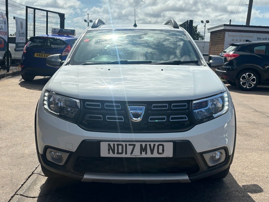 Dacia Sandero Stepway 0.9L Ambiance White #2