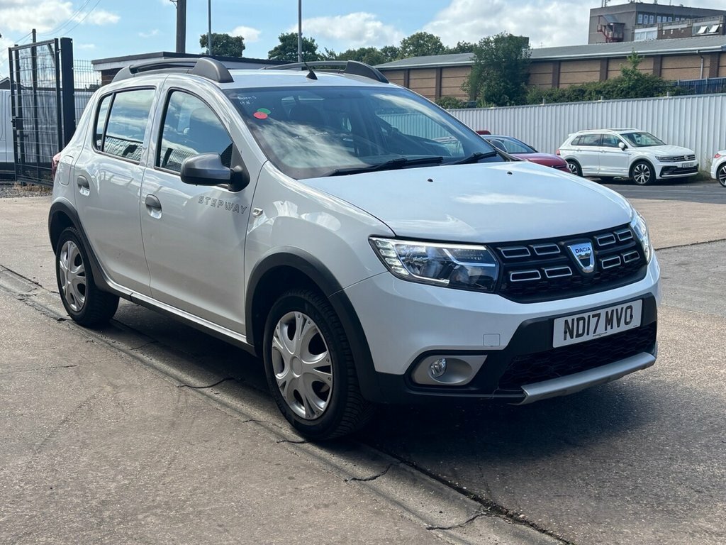 Dacia Sandero Stepway 0.9L Ambiance White
