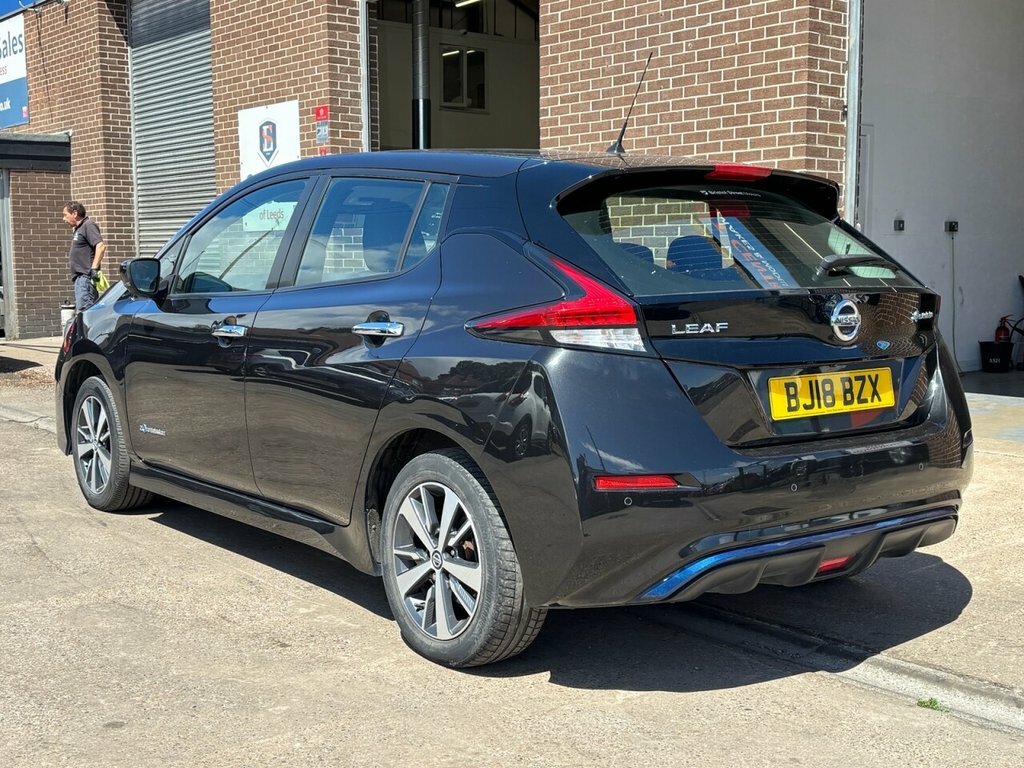 Nissan Leaf Acenta Black #5