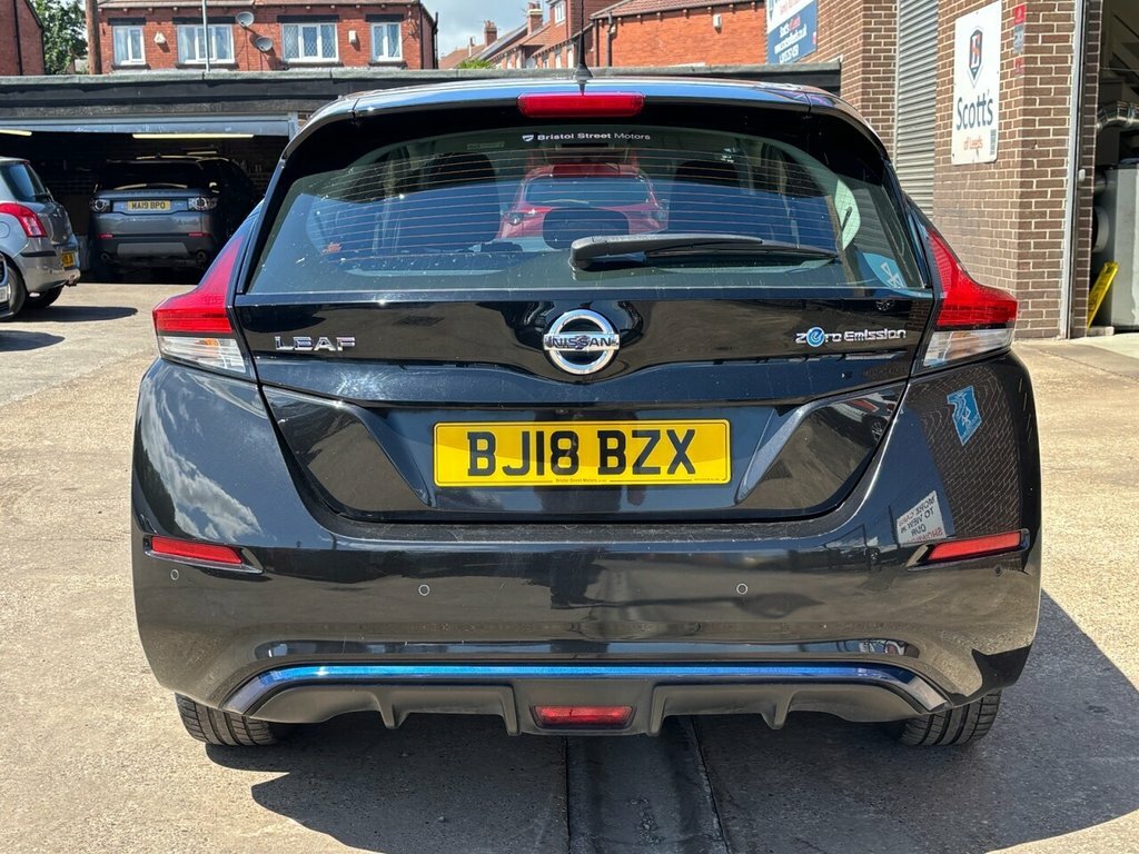 Nissan Leaf Acenta Black #6