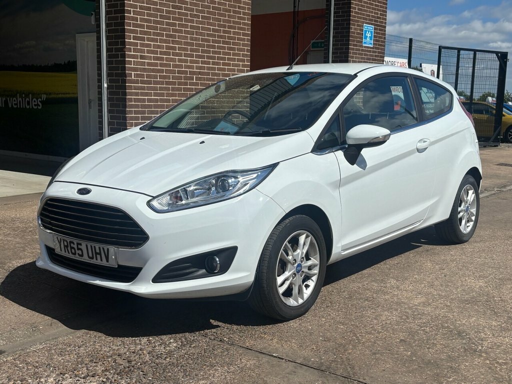 Ford Fiesta 1.3L Zetec White #3