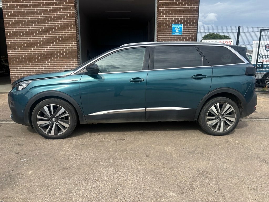 Peugeot 5008 1.5L Gt Line Premium Green #4