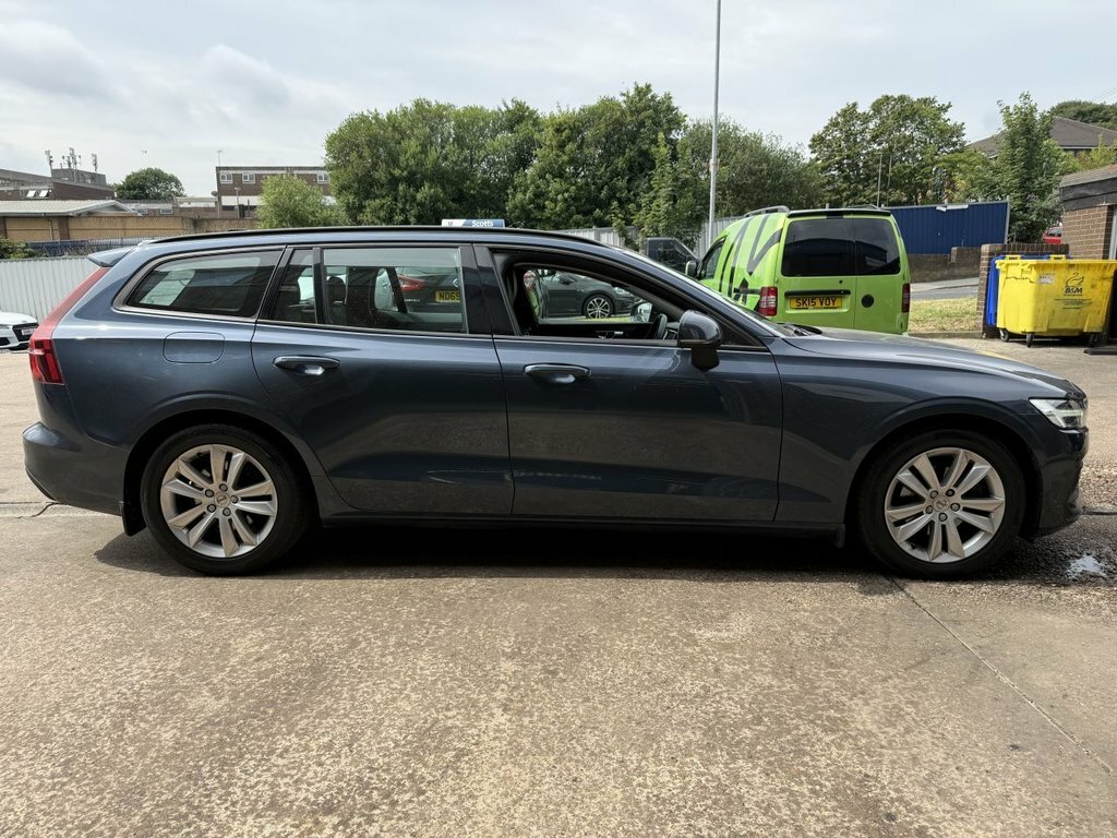 Volvo V60 D4 Momentum Rear Park Assist Heated Seats  #8