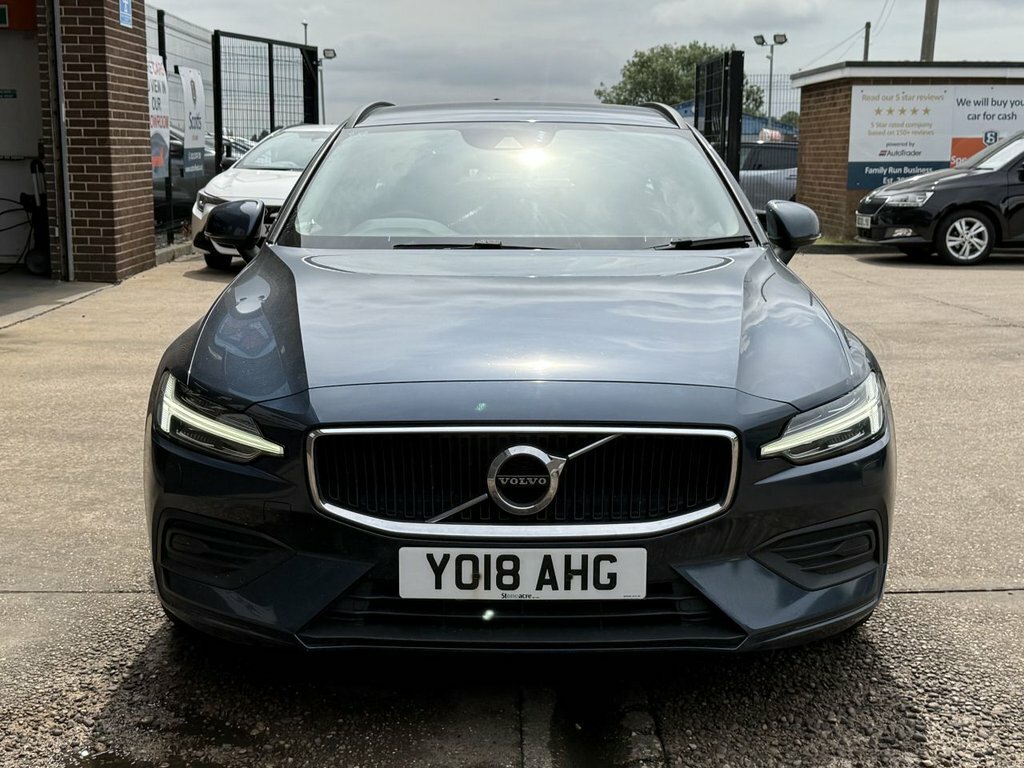 Volvo V60 2L Momentum Blue #2