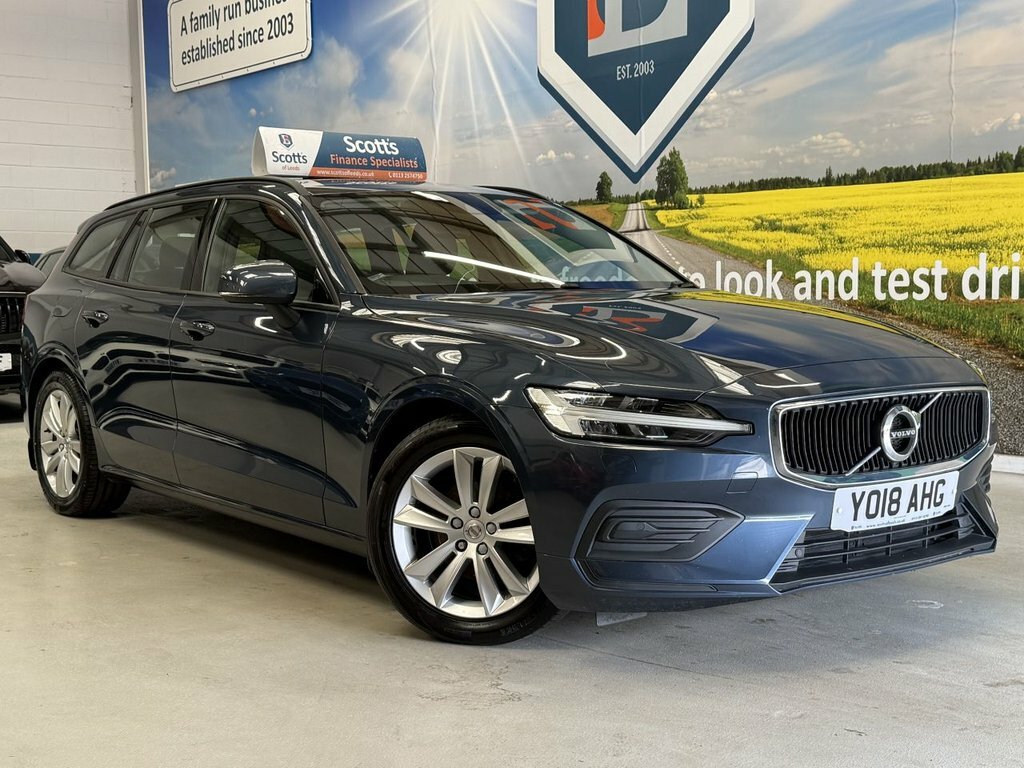 Volvo V60 2L Momentum Blue