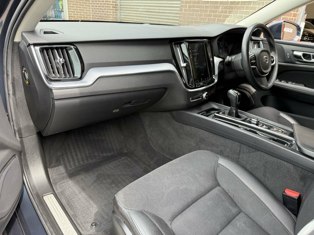 Volvo V60 D4 Momentum Rear Park Assist Heated Seats  #11