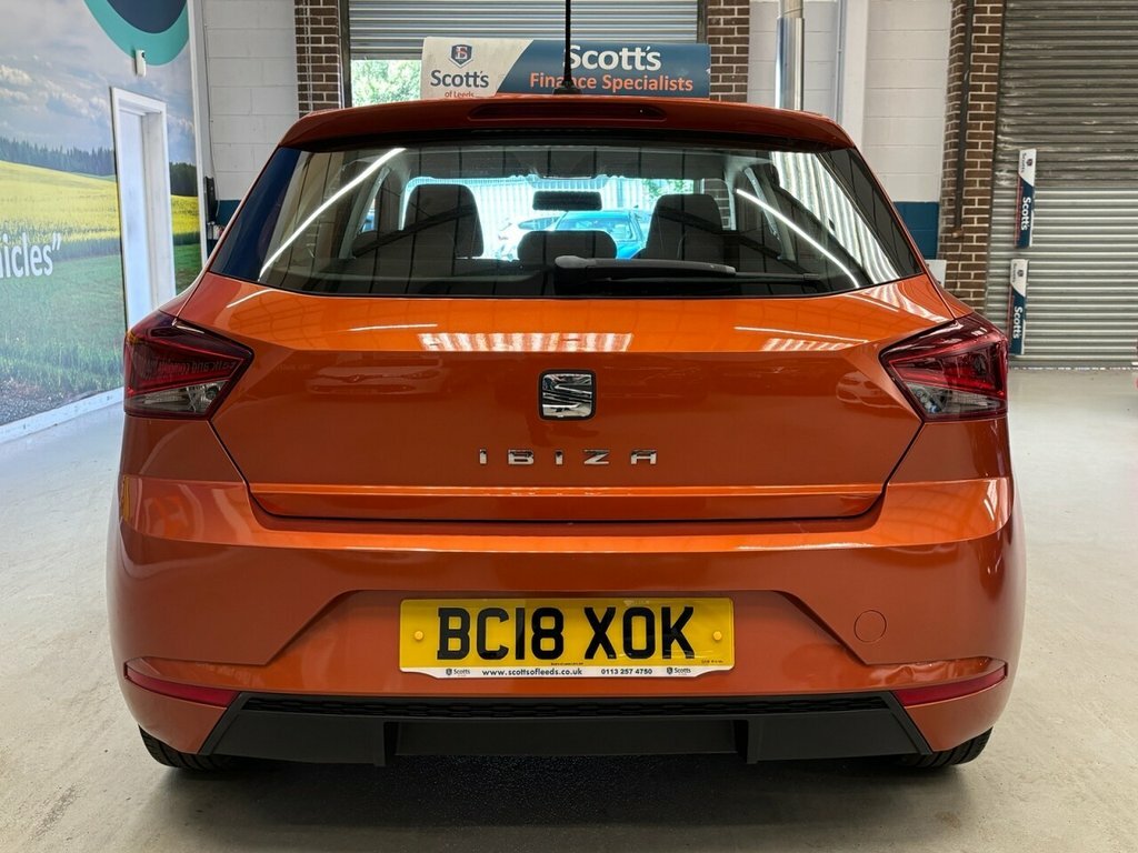 Seat Ibiza 1L Se Technology BC18XOK Orange #6