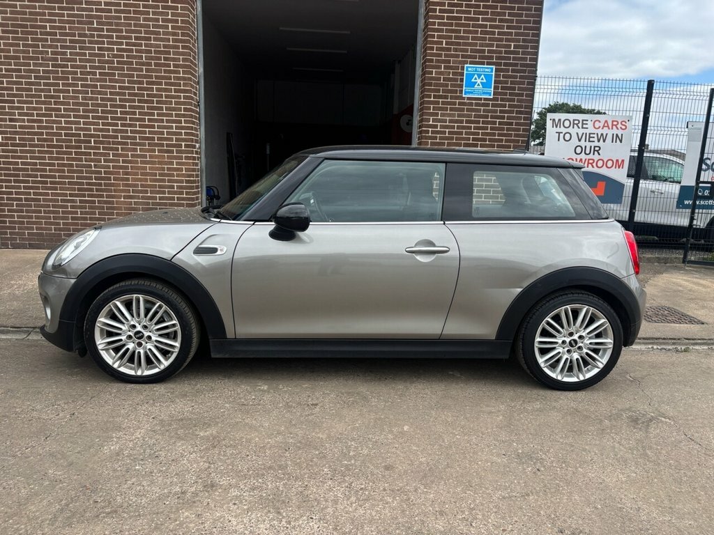 Mini Hatch 1.5L Cooper D VN66HNO Silver #4