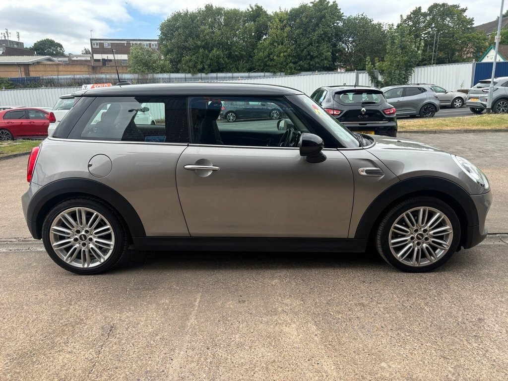 Mini Hatch 1.5L Cooper D VN66HNO Silver #6