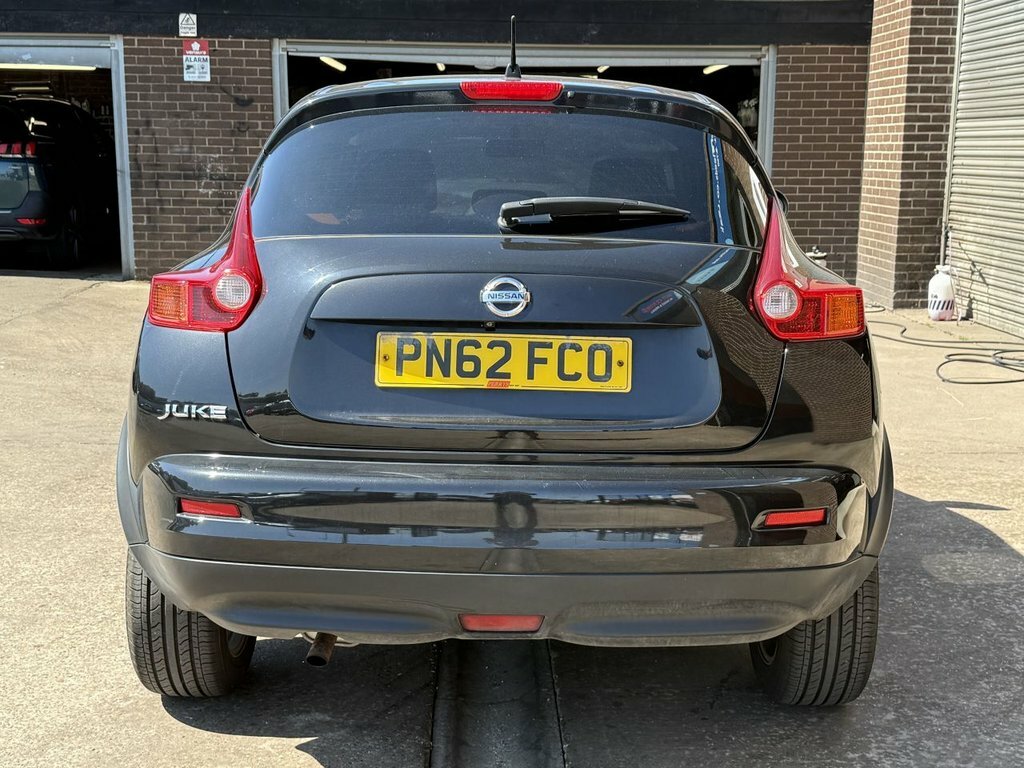 Nissan Juke 1.6L Acenta Premium Black #6