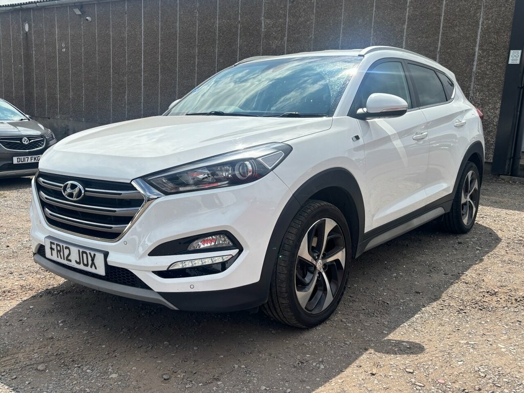 Hyundai Tucson 1.7L Sport Edition FR12JOX White #3