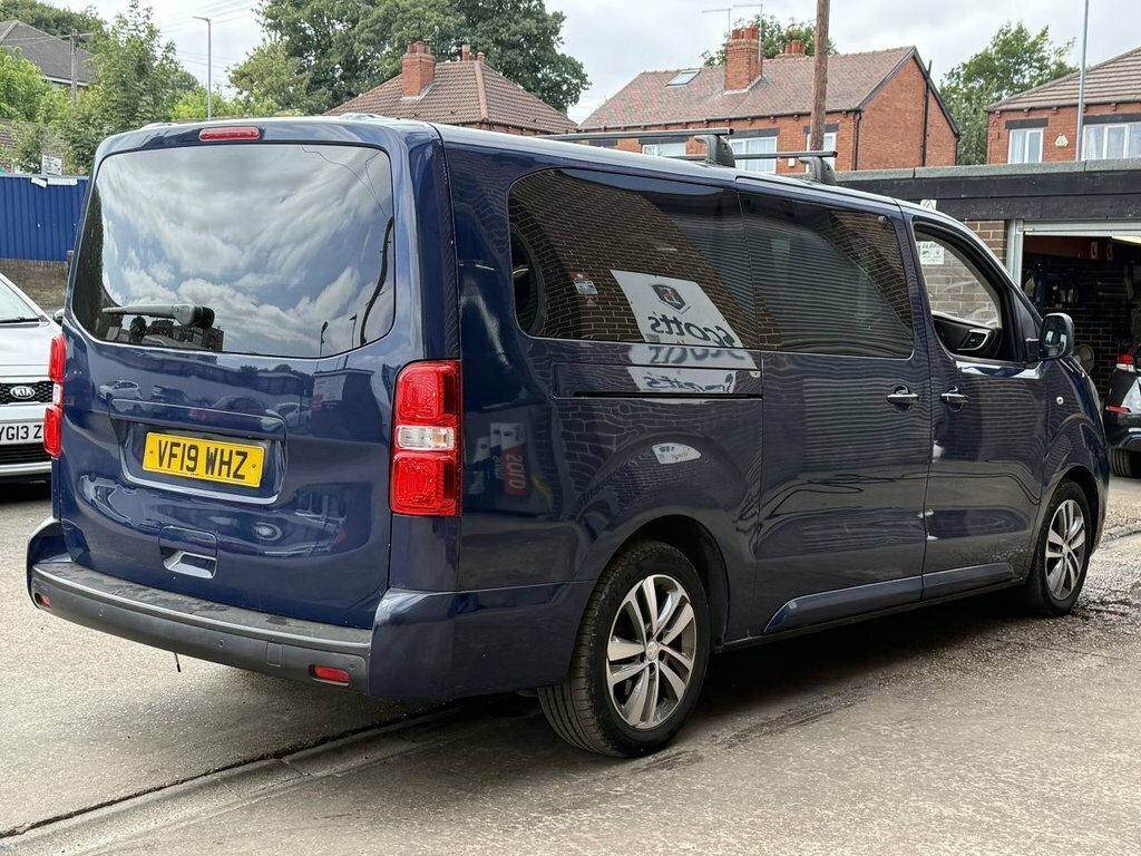 Peugeot Traveller Active Silver #7