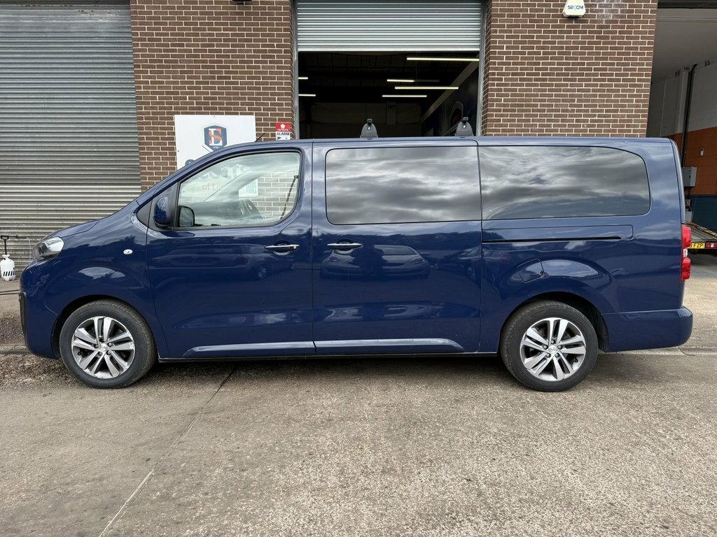 Peugeot Traveller 2L Business Vip Blue #5