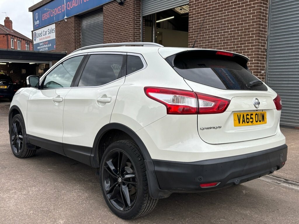 Nissan Qashqai 1.6L Tekna White #5