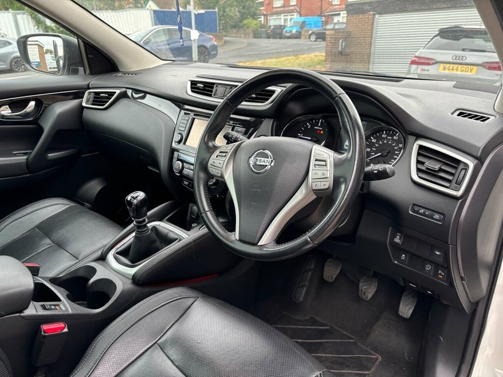 Nissan Qashqai Dci Tekna Silver #9