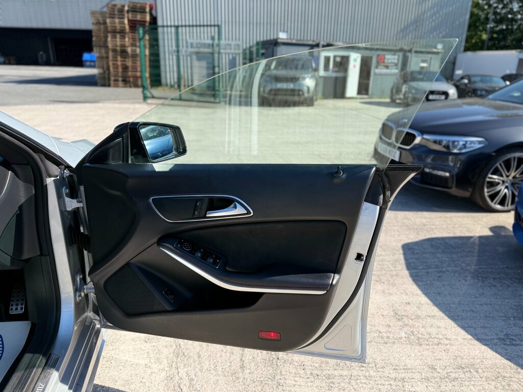 Mercedes-Benz CLA Class 2018 1.6 Cla180 Sport Coupe Euro Blue #47