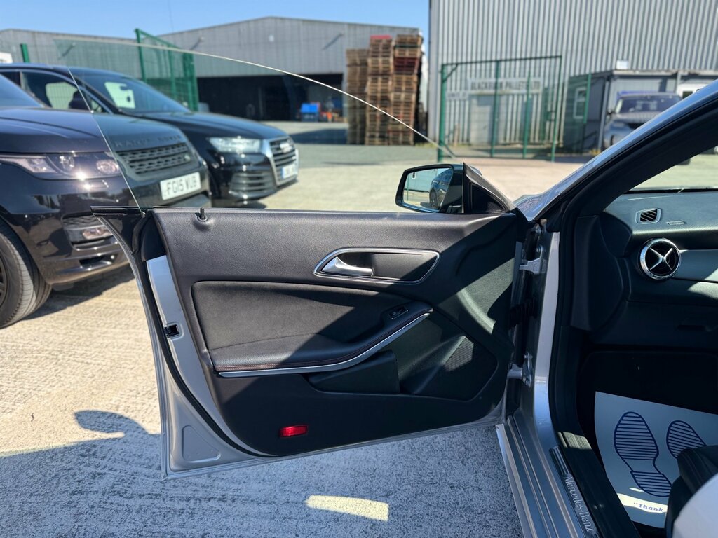 Mercedes-Benz CLA Class 2018 1.6 Cla180 Sport Coupe Euro Blue #49