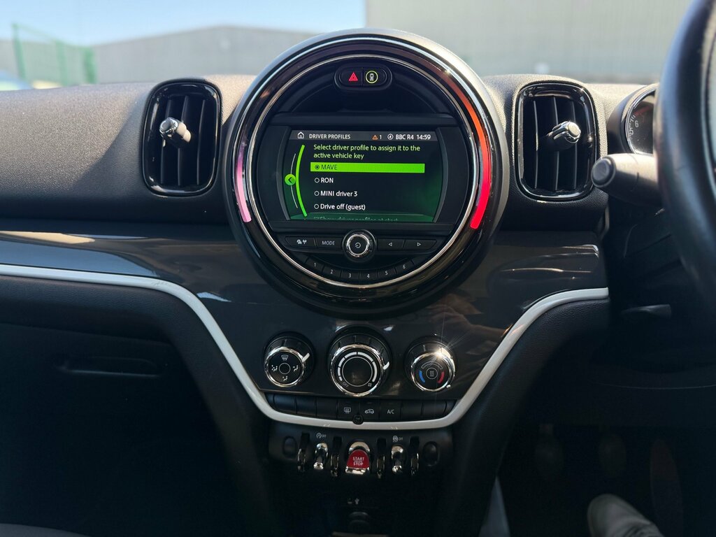 Mini Countryman 1.5 Cooper Classic Red #36