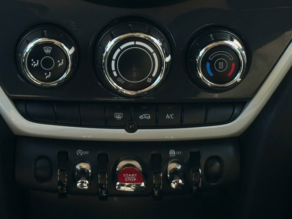 Mini Countryman 1.5 Cooper Classic Red #20