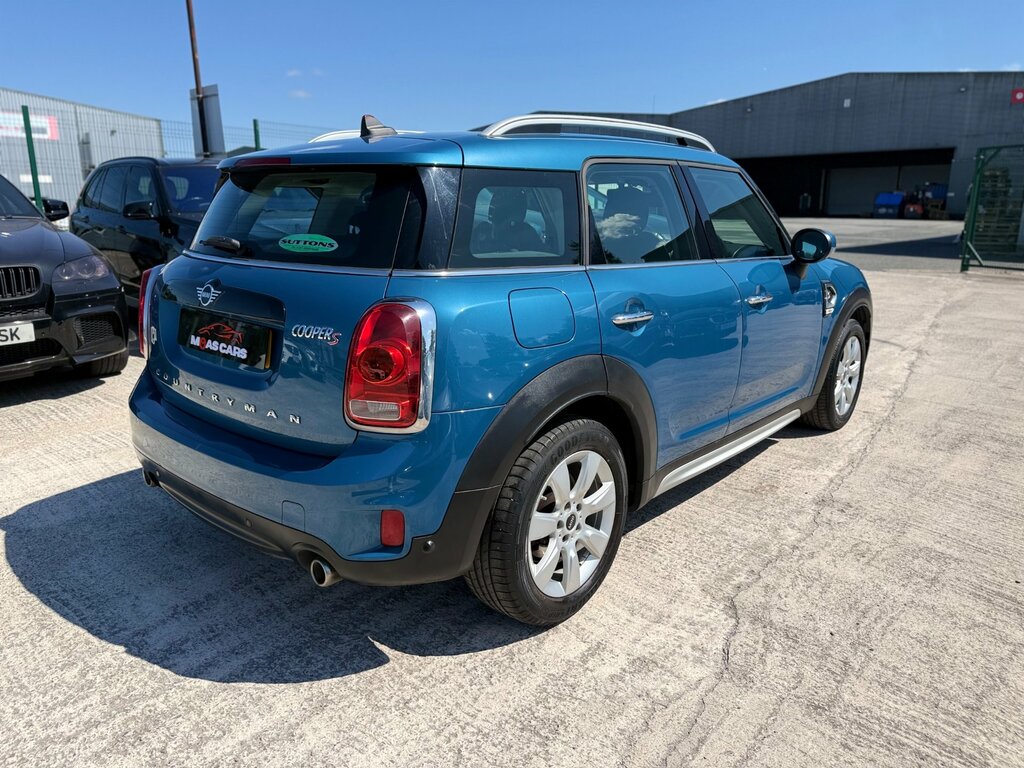 Mini Countryman 1.5 Cooper Classic Red #8