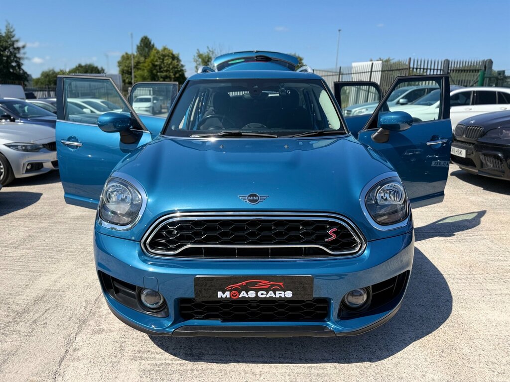 Mini Countryman 1.5 Cooper Classic Red #11