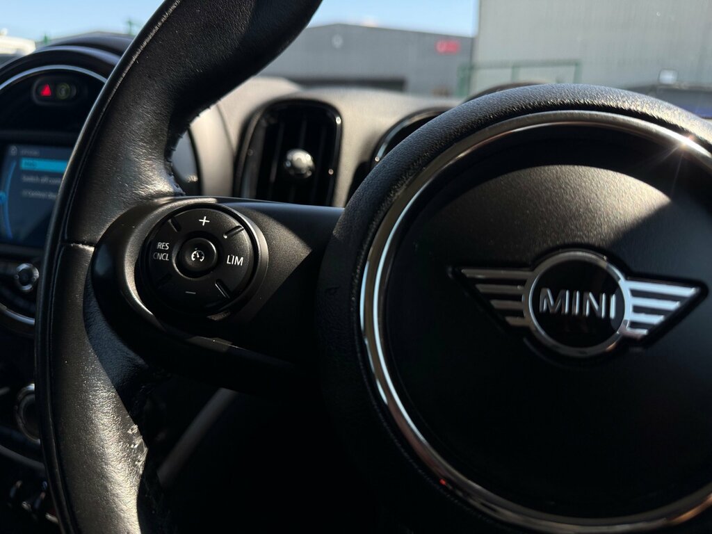Mini Countryman 1.5 Cooper Classic Red #49