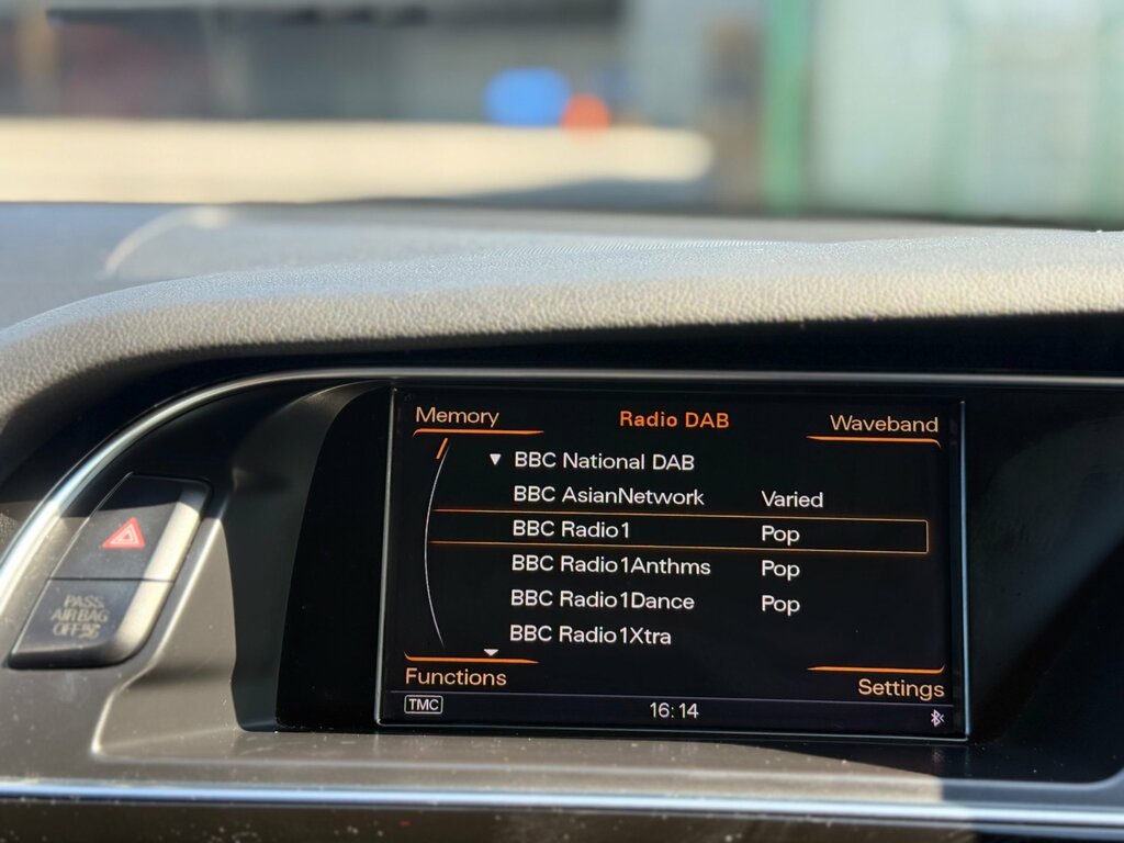 Audi A4 1.8T Fsi 170 S Line Black #32