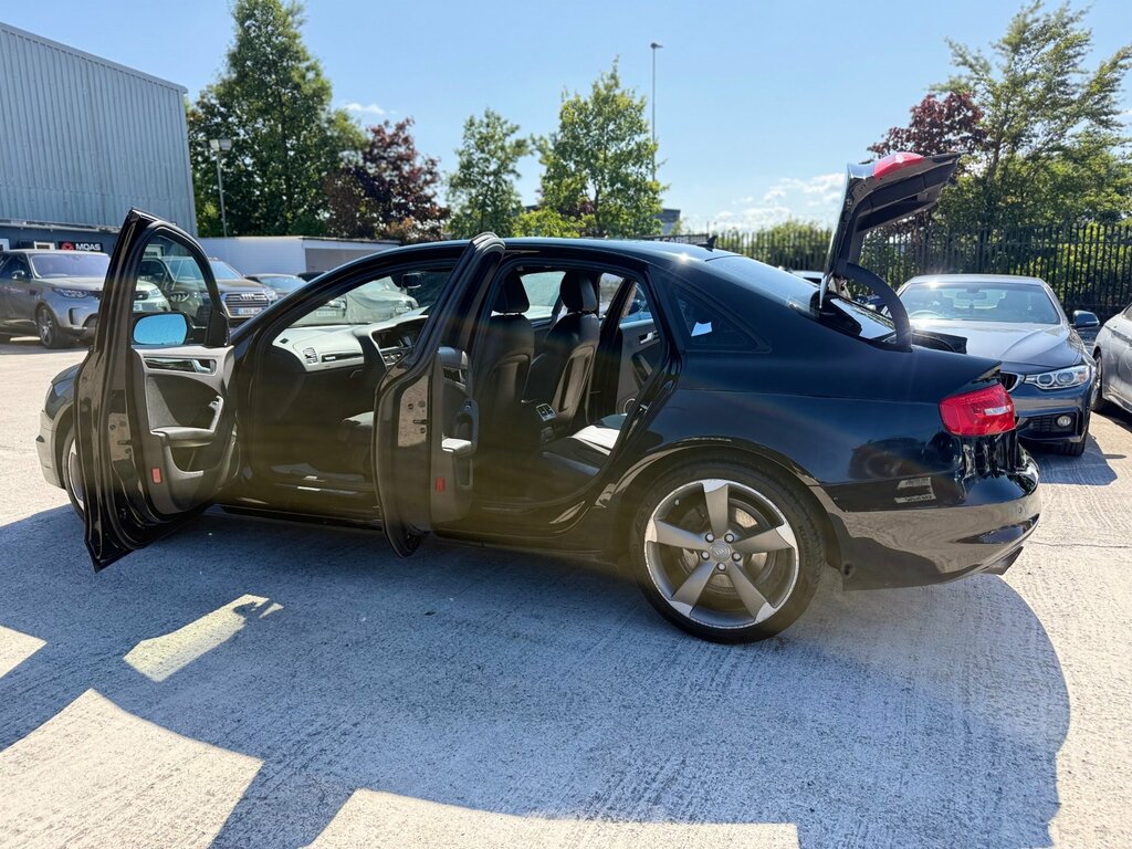 Audi A4 1.8T Fsi 170 S Line Black #13