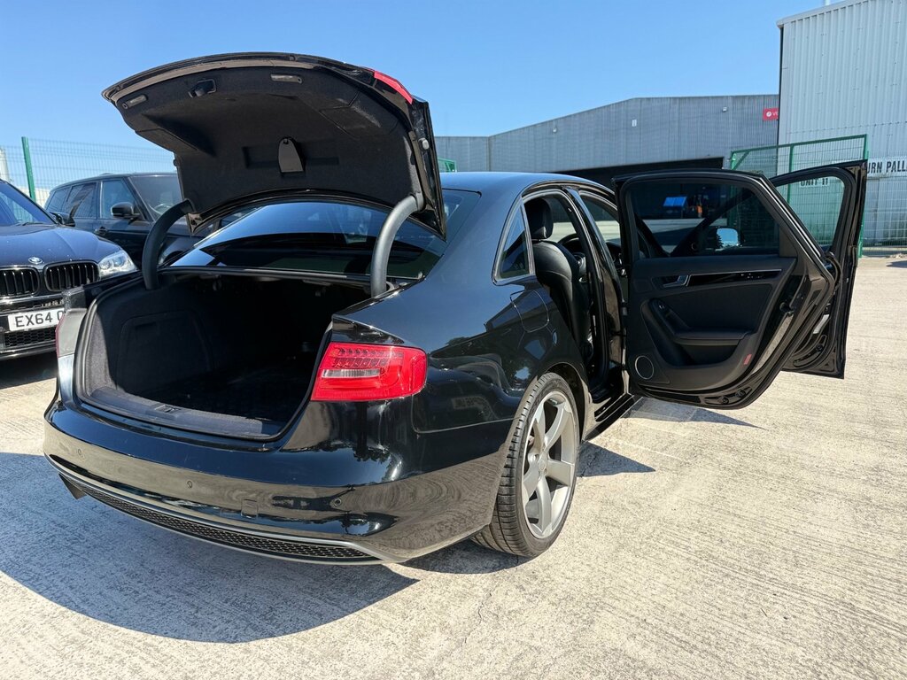 Audi A4 1.8T Fsi 170 S Line Black #16