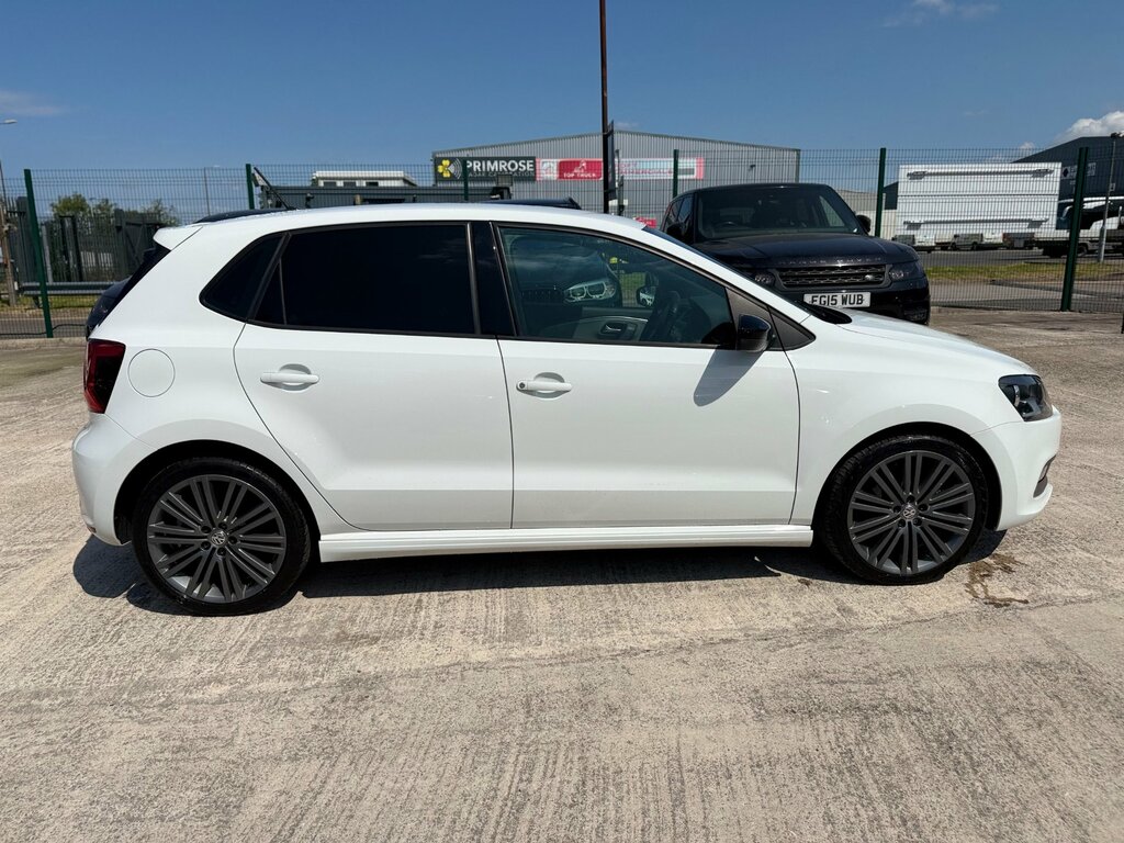 Volkswagen Polo Match Blue #9