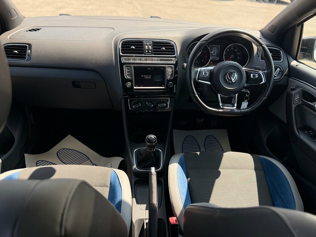 Volkswagen Polo Match Blue #4