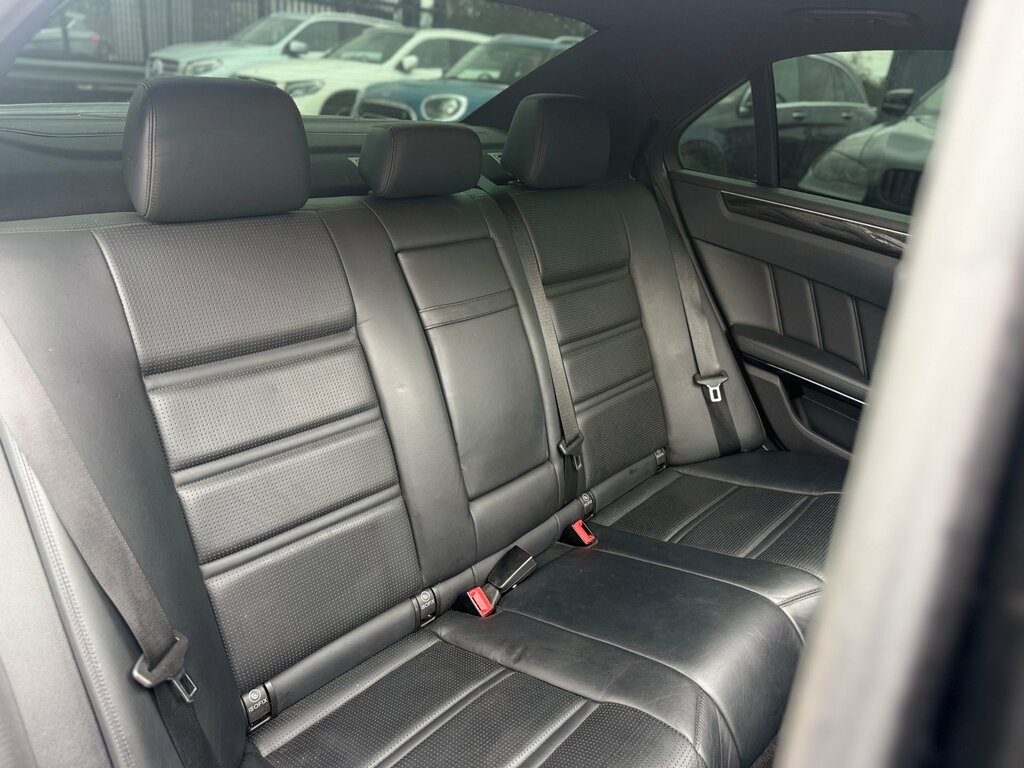 Mercedes-Benz E Class Amg Sport Silver #30