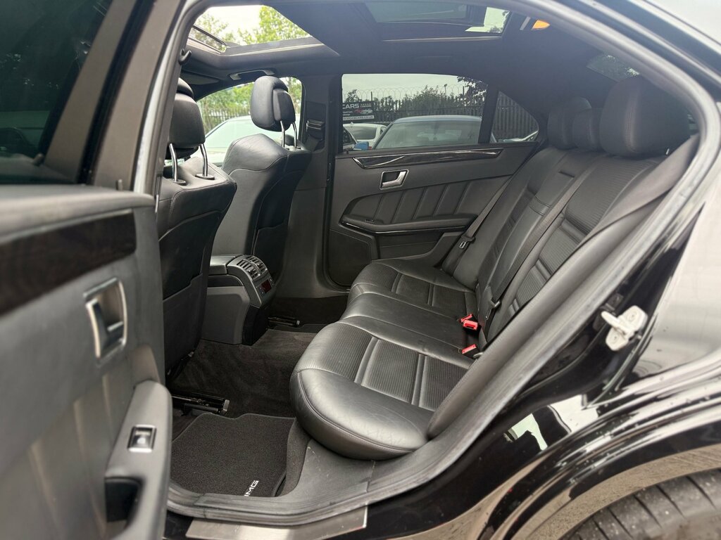 Mercedes-Benz E Class Amg Sport Silver #32