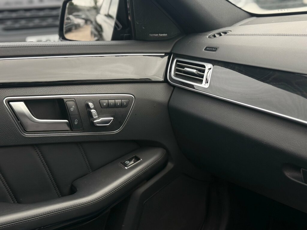 Mercedes-Benz E Class Amg Sport Silver #60