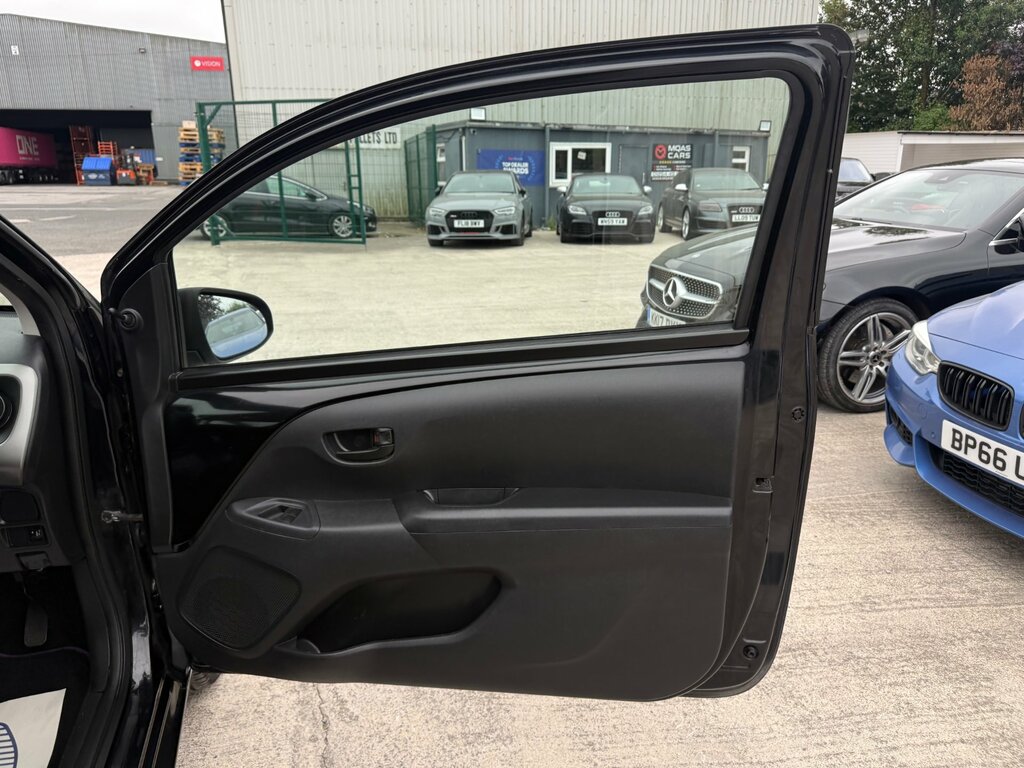 Peugeot 108 1.0 Active Blue #59
