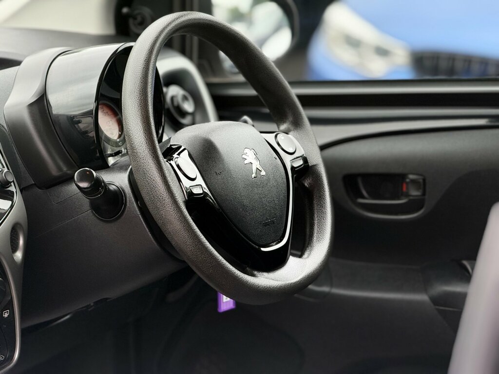 Peugeot 108 1.0 Active Blue #27