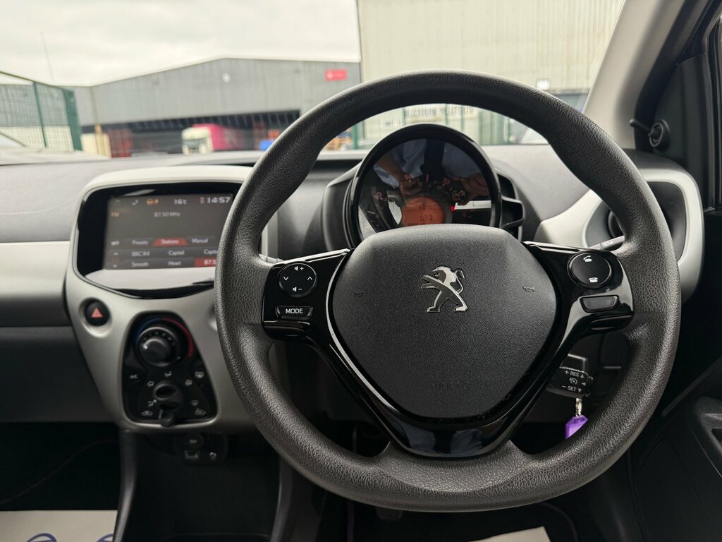 Peugeot 108 1.0 Active Blue #46