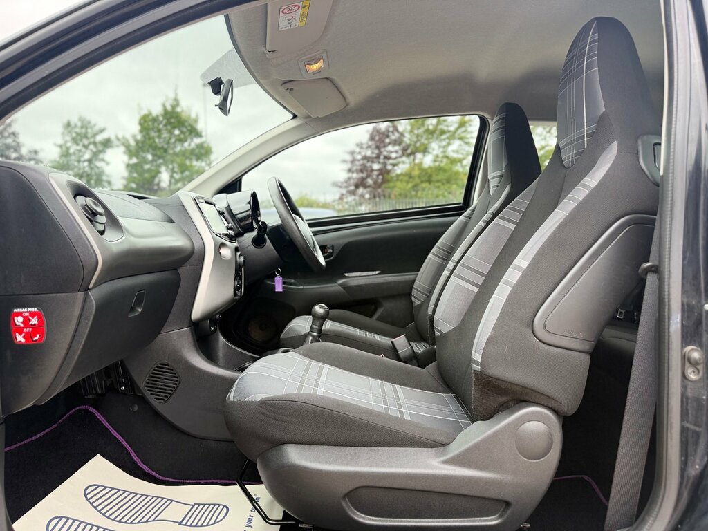 Peugeot 108 1.0 Active Blue #28